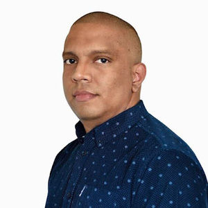 Meet your Posher, Carlos fernando